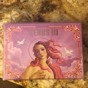 Venus 3 eyeshadow palette